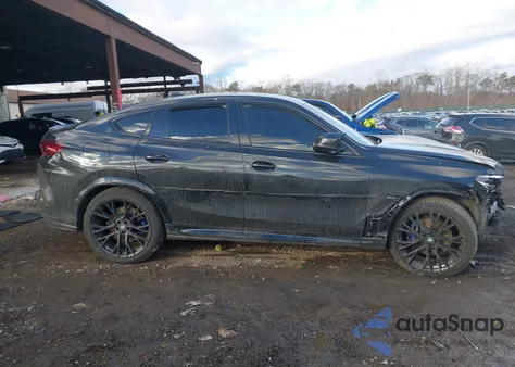 2021 BMW X6 xDrive40I z USA, uszkodzony, nr VIN 5UXCY6C06M9F42453
